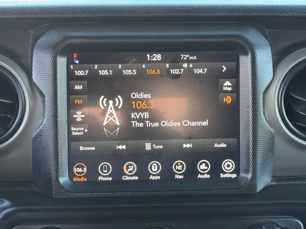 Used 2018 Jeep Wrangler Unlimited Sport image 25