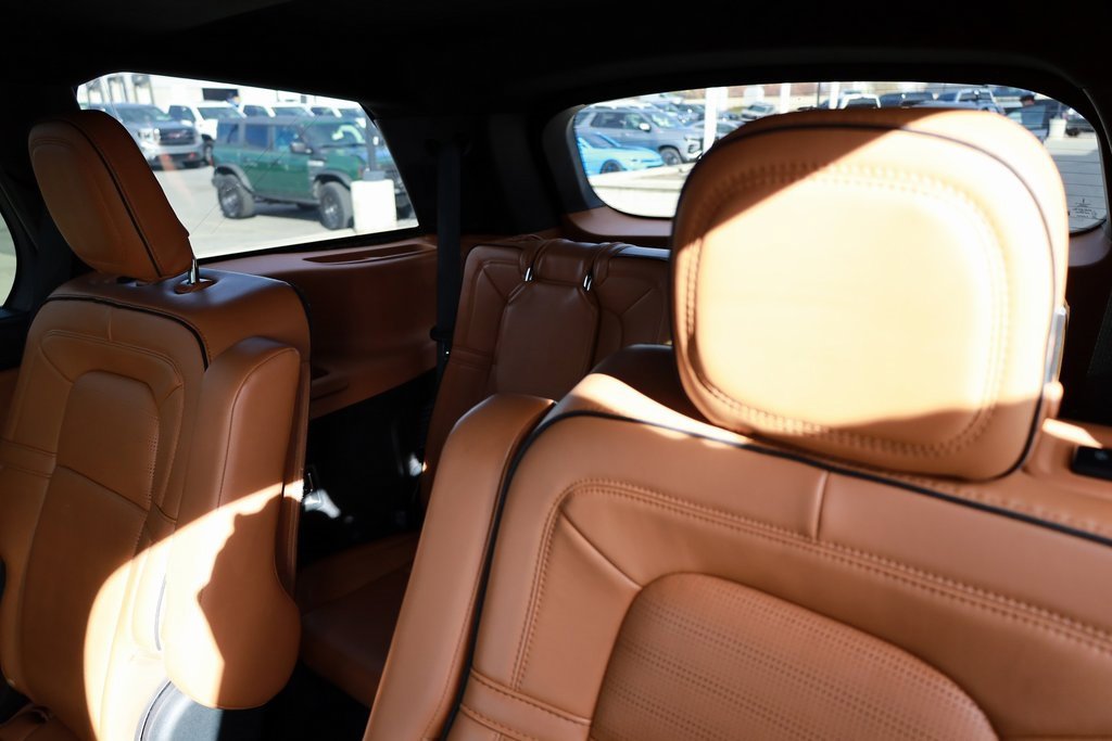 Used 2020 Lincoln Aviator Black Label image 18