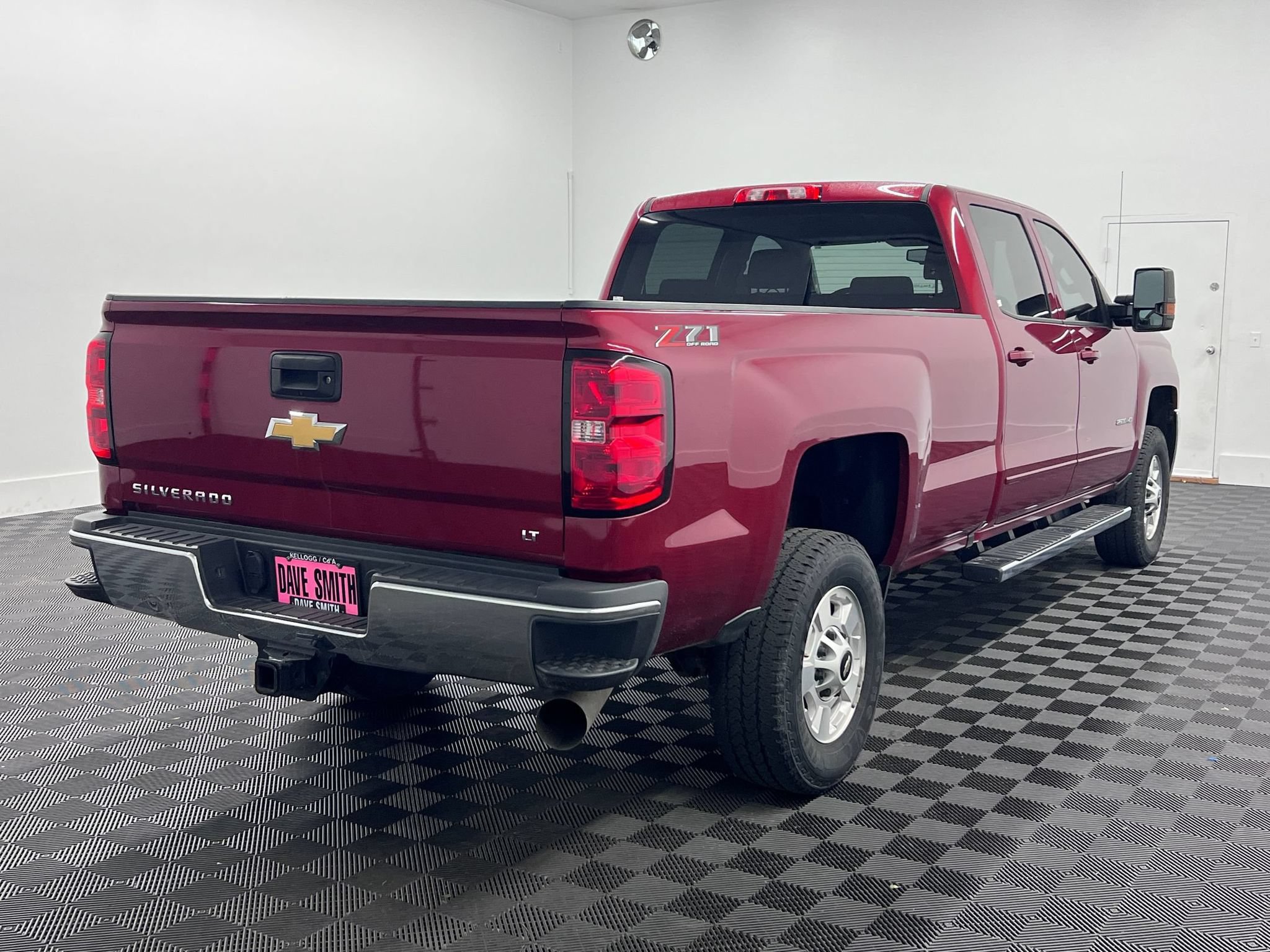 Used 2018 Chevrolet Silverado 2500 LT w/ LT Convenience Package AWD/4WD image 9