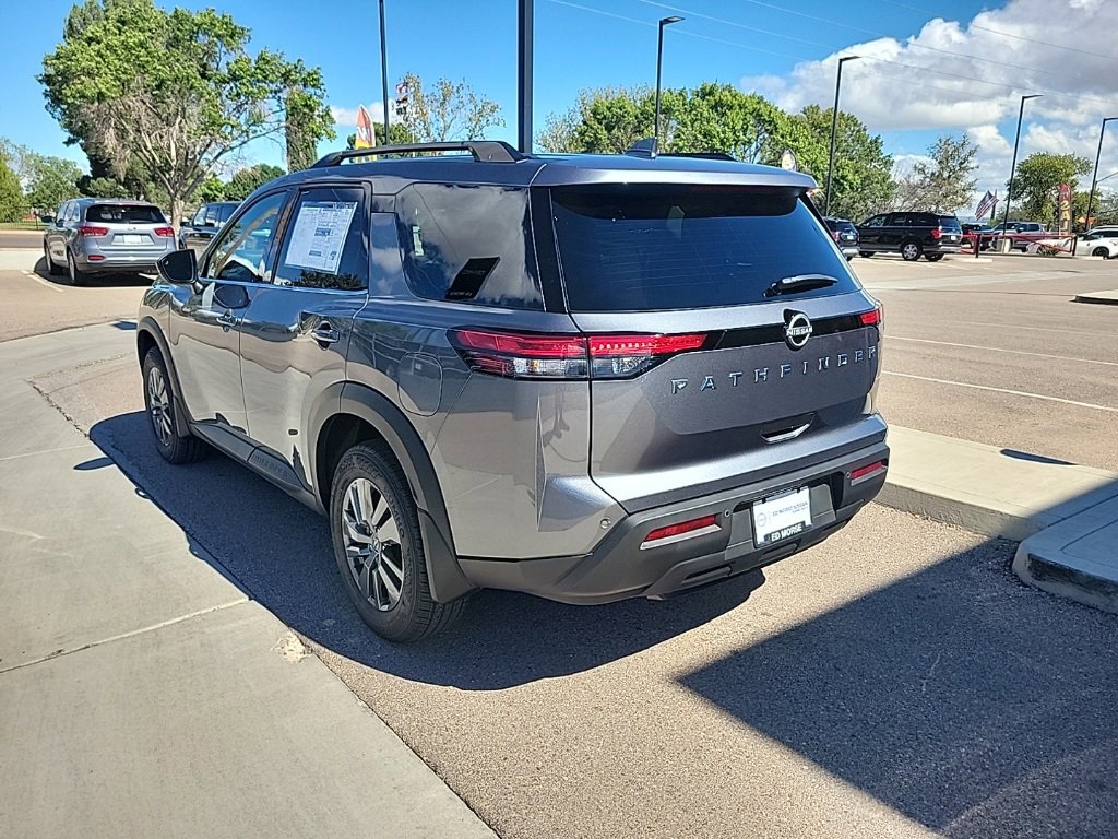 New 2025 Nissan Pathfinder SV w/ Cargo Package image 5