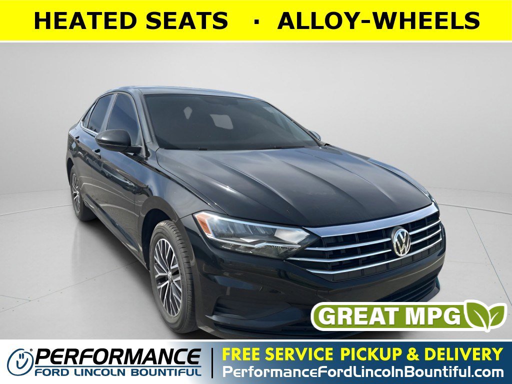 Used 2020 Volkswagen Jetta SE w/ SE Cold Weather Package