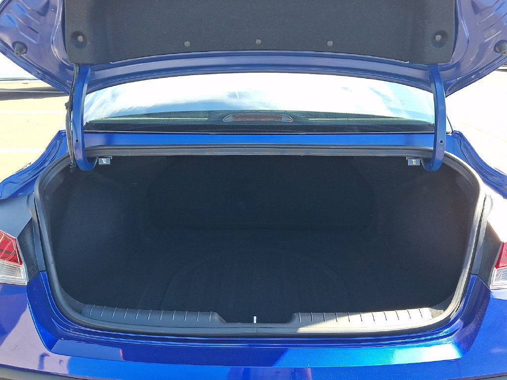 Certified 2025 Hyundai Elantra SEL FWD image 29