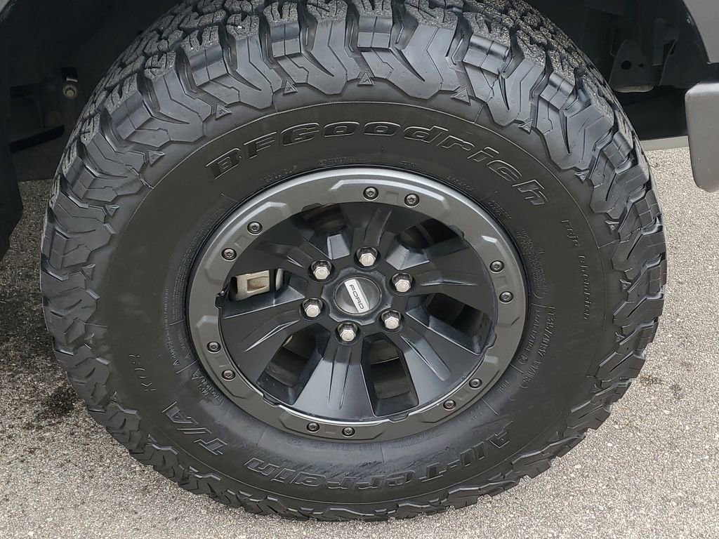 Used 2018 Ford F150 Raptor w/ Equipment Group 802A Luxury image 5