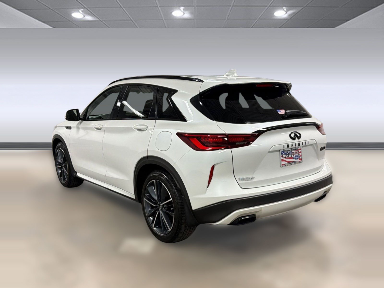 Used 2023 INFINITI QX50 Sport w/ Cargo Package FWD image 3