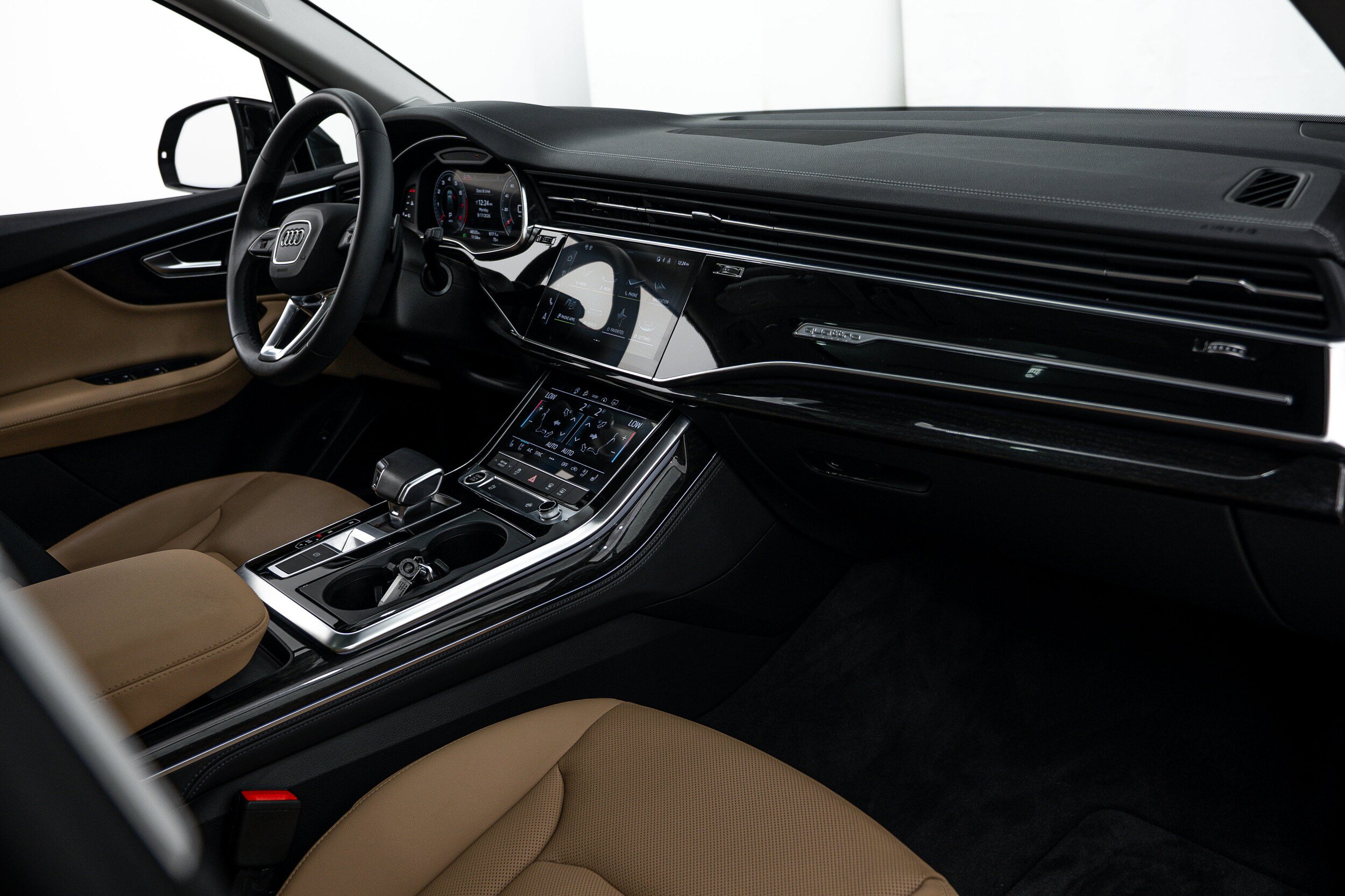 Certified 2024 Audi Q7 3.0T Premium Plus AWD/4WD image 8