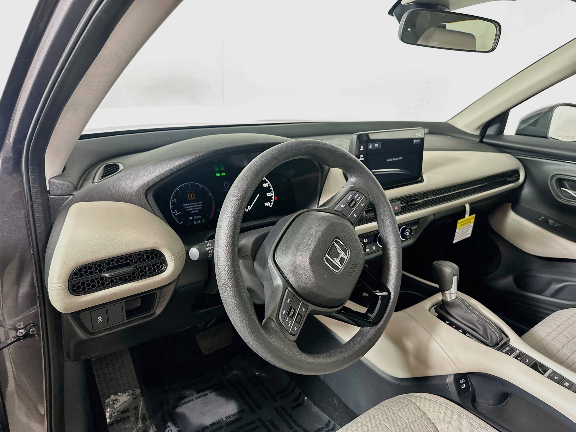 New 2027 Honda HR-V LX image 9