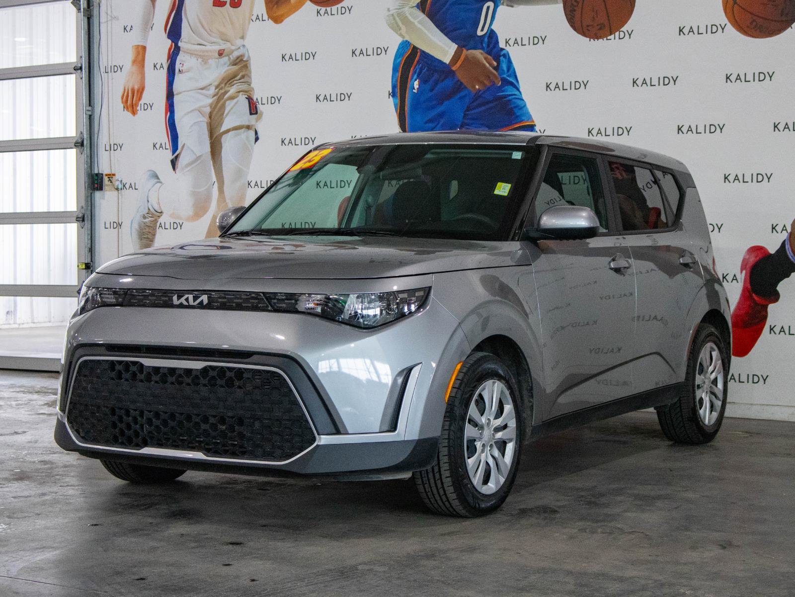 Used 2024 Kia Soul LX FWD image 20