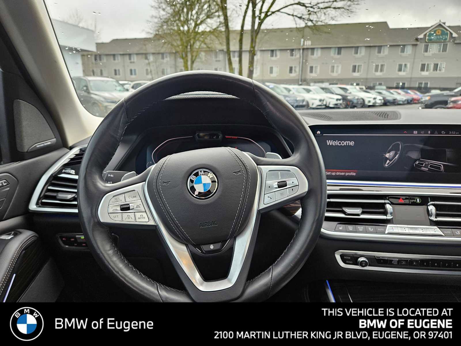 Used 2019 BMW X7 xDrive50i w/ Premium Package AWD/4WD image 22