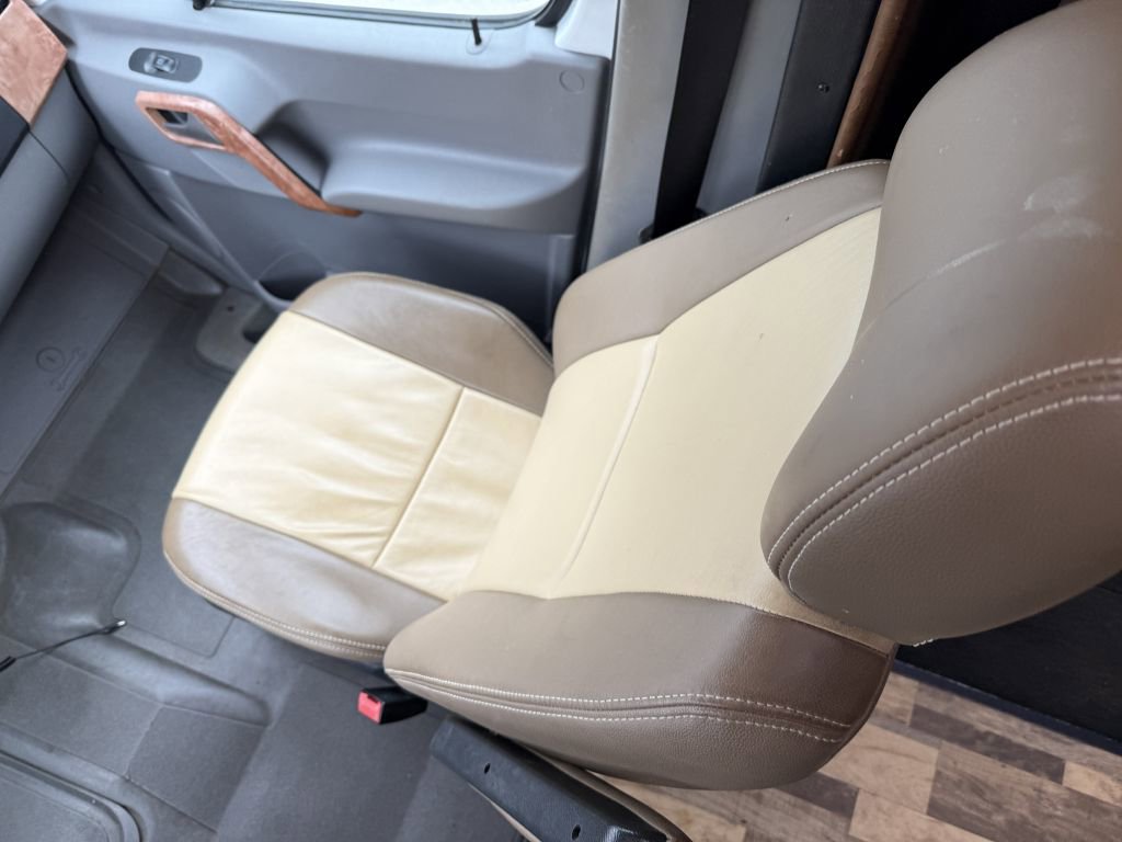 Used 2014 Mercedes-Benz Sprinter 3500 image 51