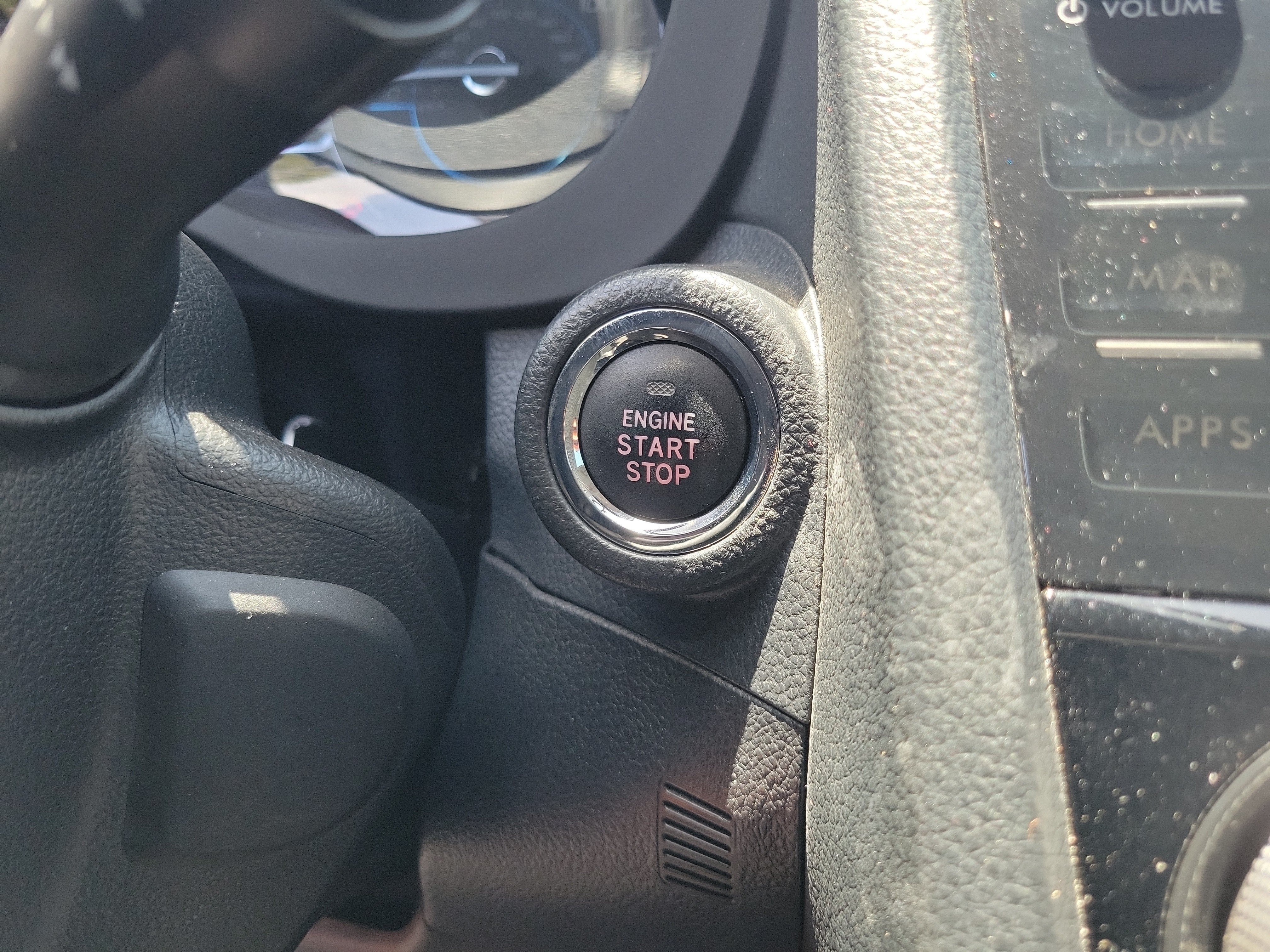 Used 2017 Subaru Forester 2.5i Touring AWD/4WD image 31