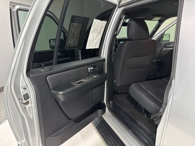 Used 2017 Ford Expedition EL XL w/ Equipment Group 101A AWD/4WD image 24