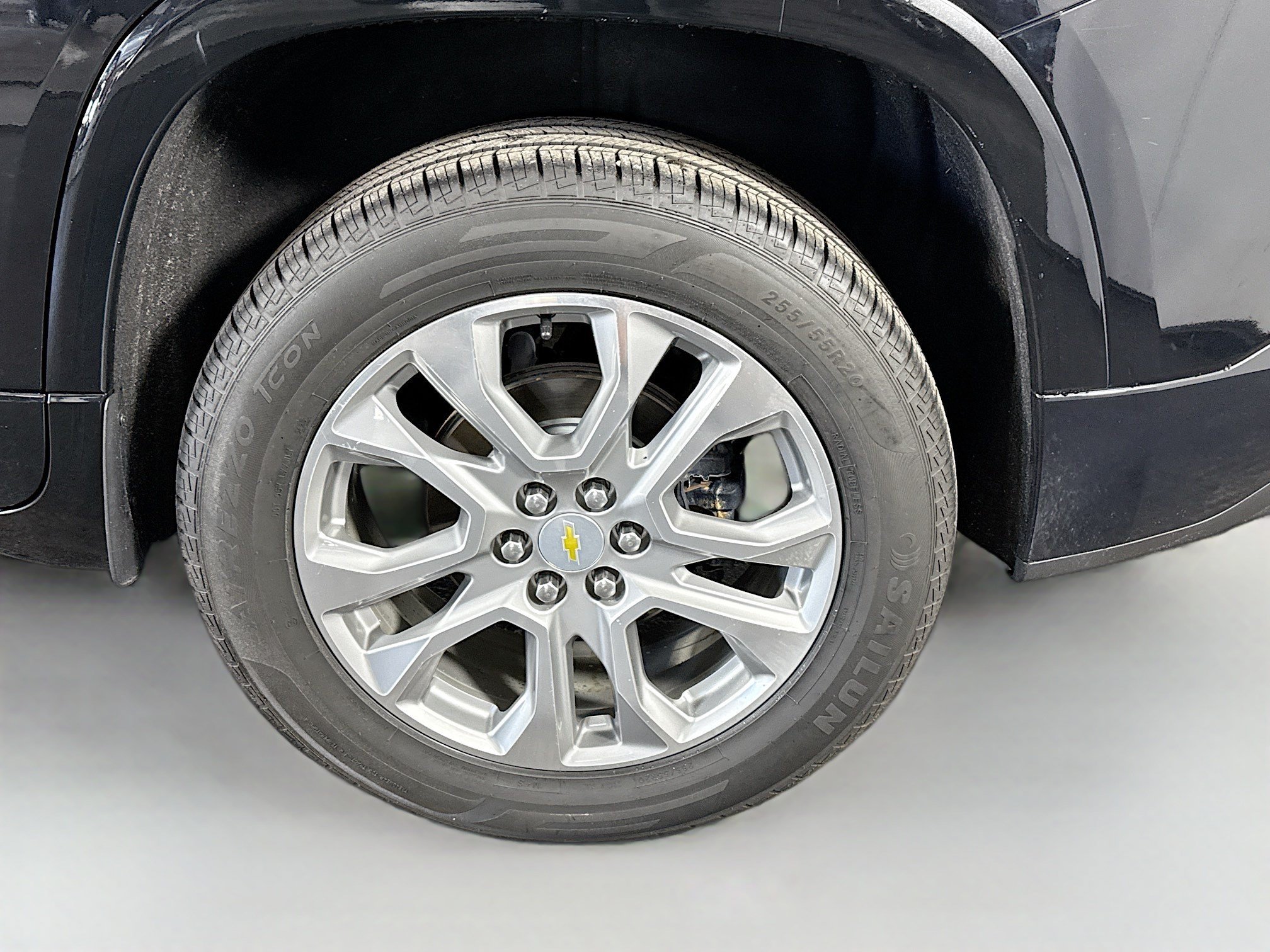 Used 2018 Chevrolet Traverse Premier w/ Driver Confidence II Package FWD image 37