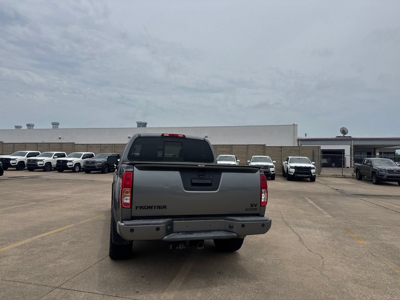 Certified 2020 Nissan Frontier SV w/ Midnight Edition Floor Mats RWD image 18