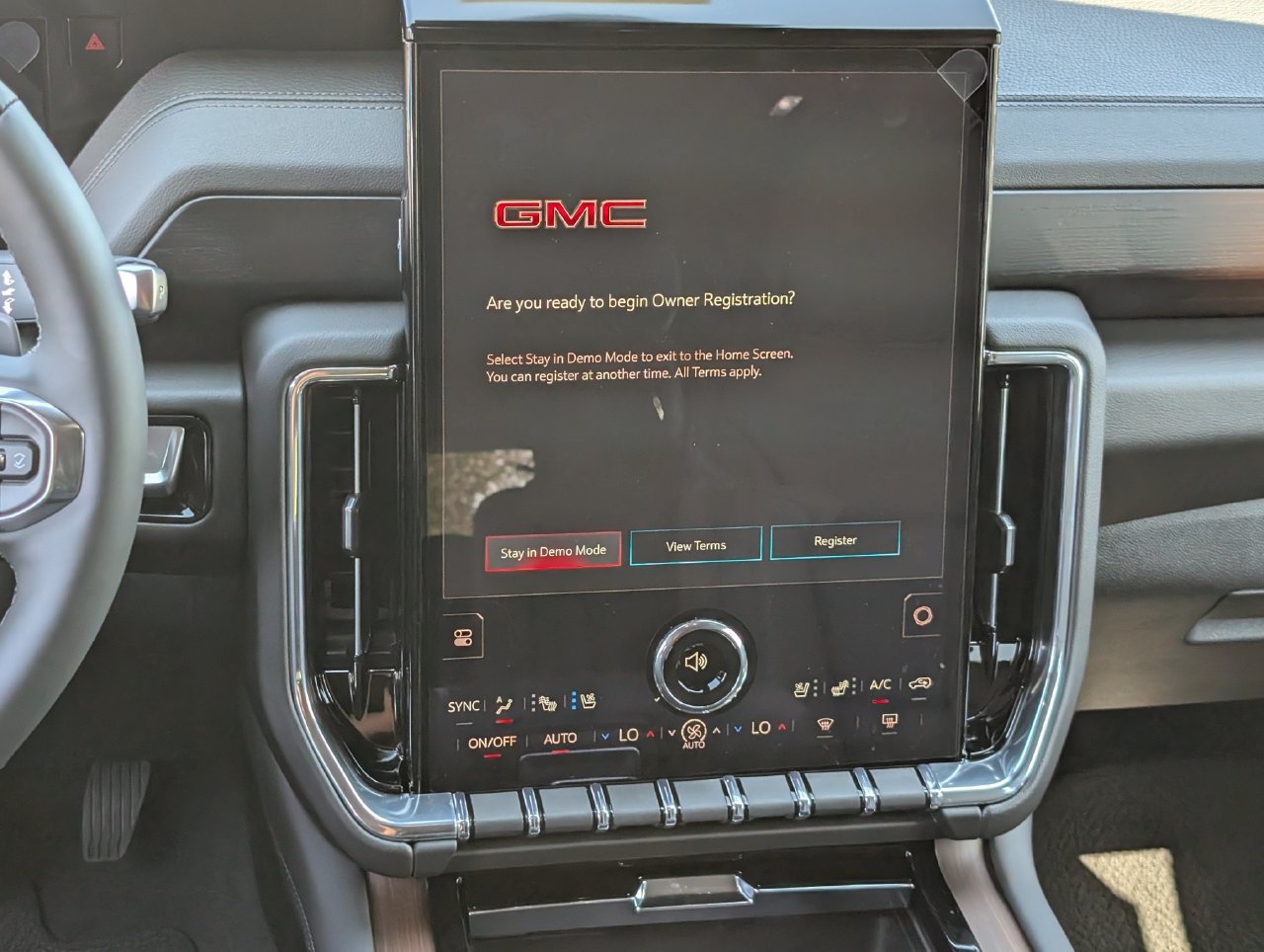 New 2027 GMC Yukon Denali w/ Sun & Power Step Package AWD/4WD image 11