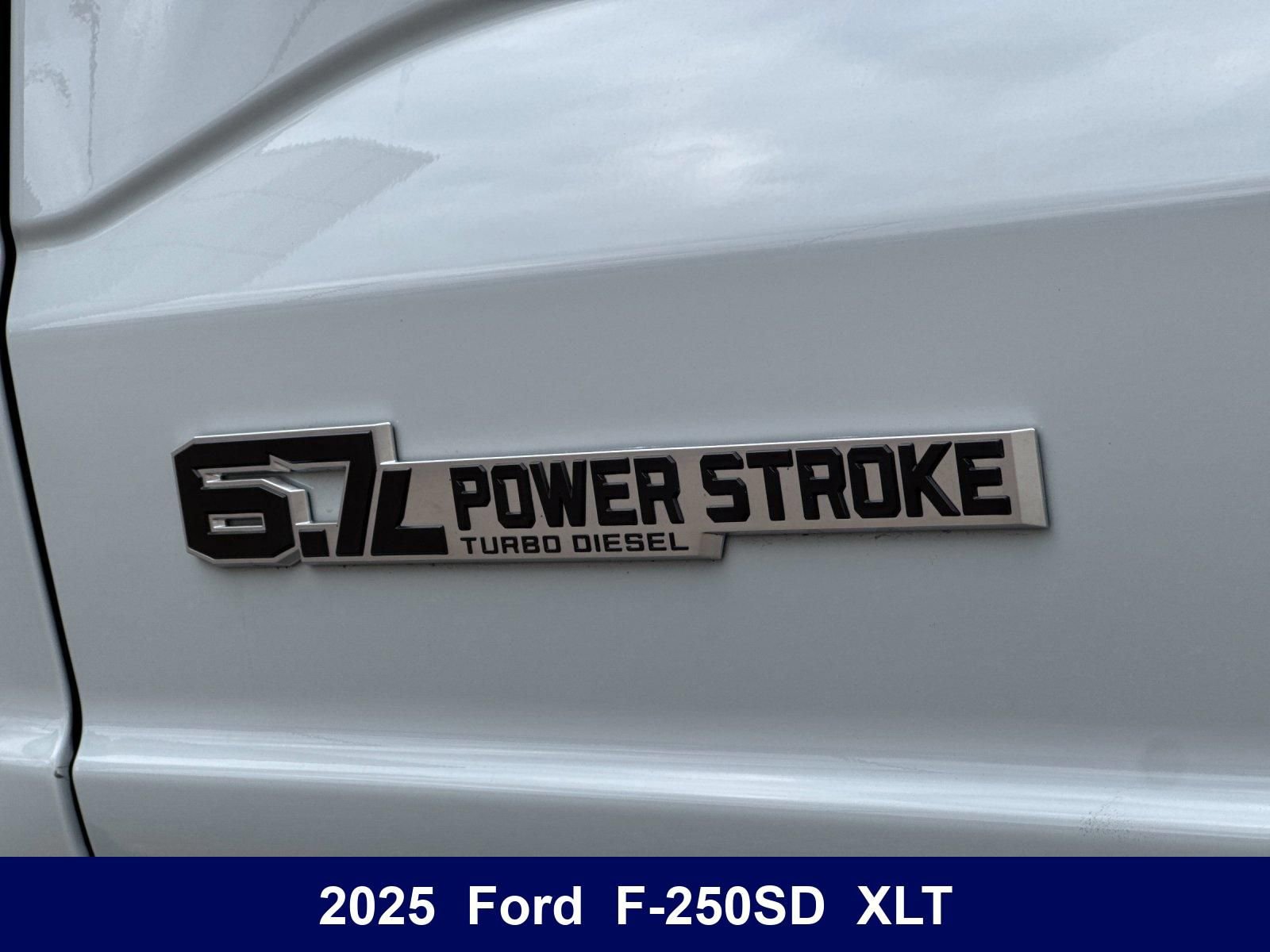 Used 2025 Ford F250 XLT w/ Black Appearance Package AWD/4WD image 36