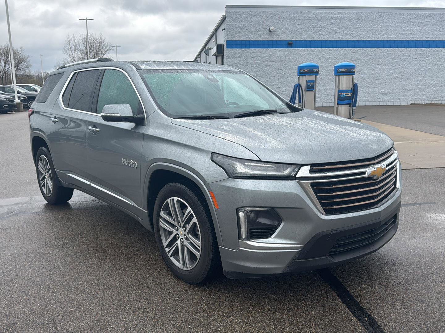 Used 2023 Chevrolet Traverse High Country image 8
