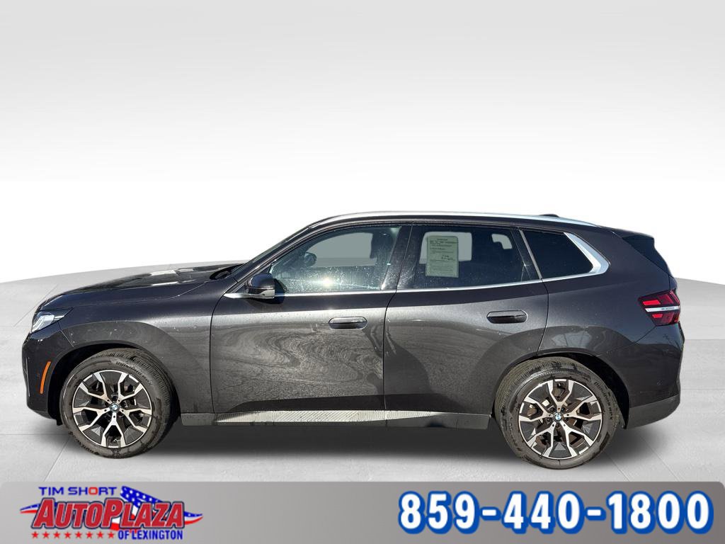 Used 2025 BMW X3 xDrive30i w/ Premium Package AWD/4WD image 2