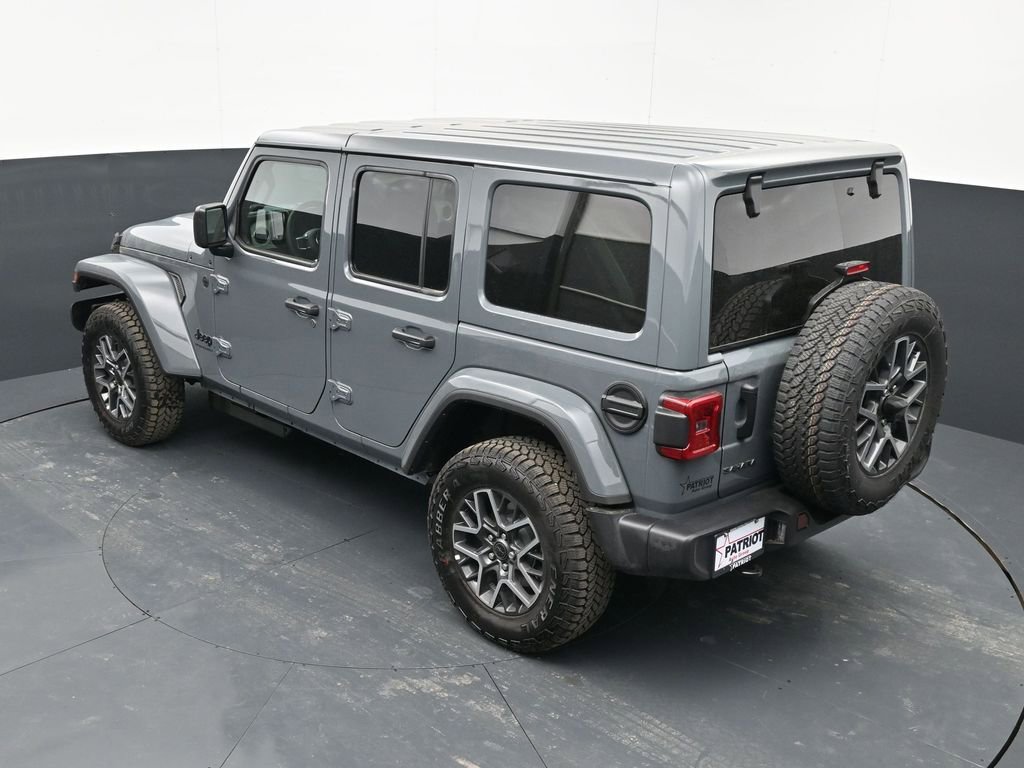 New 2026 Jeep Wrangler Sahara w/ Technology Group image 30