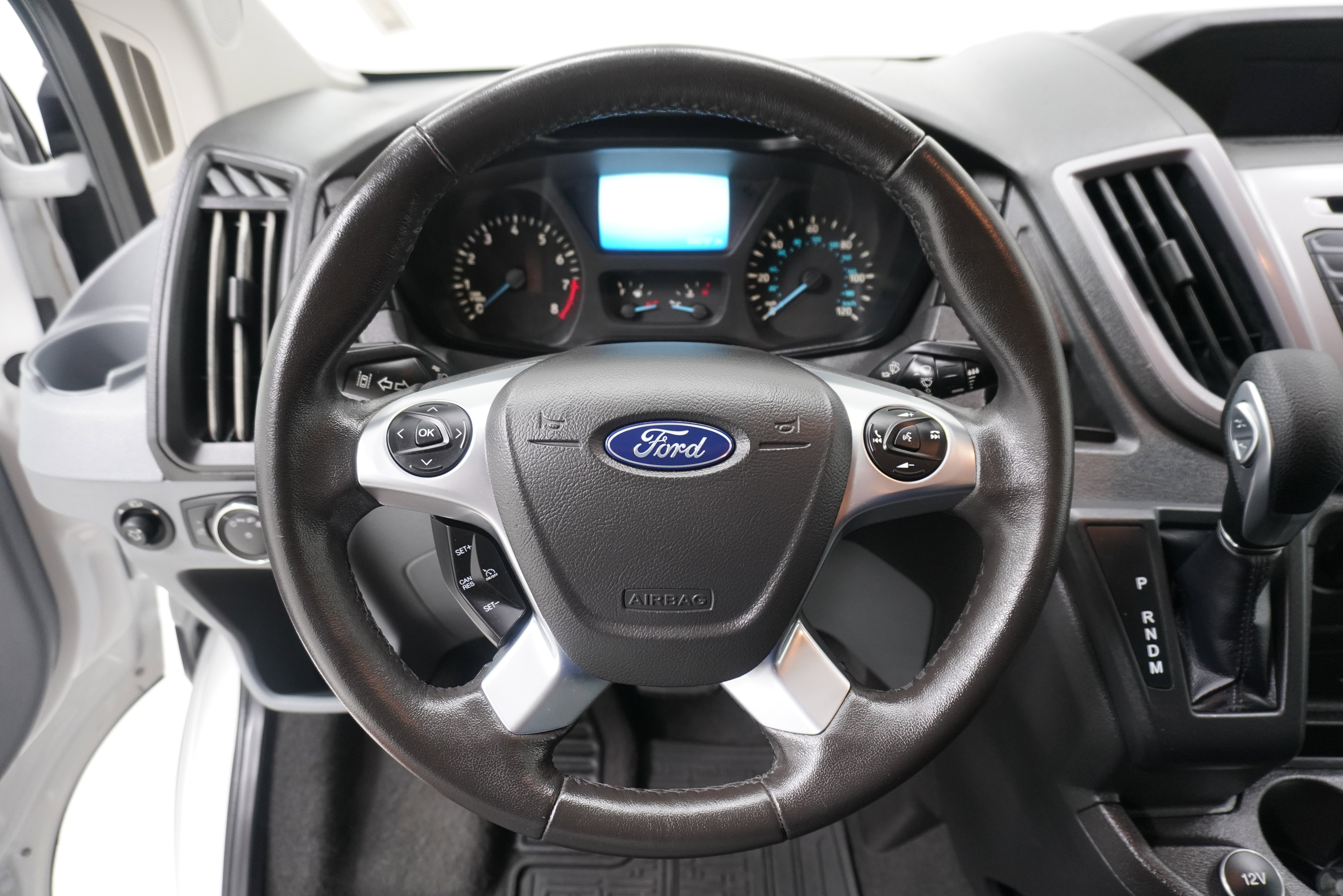 Used 2018 Ford Transit 150 XLT RWD image 12
