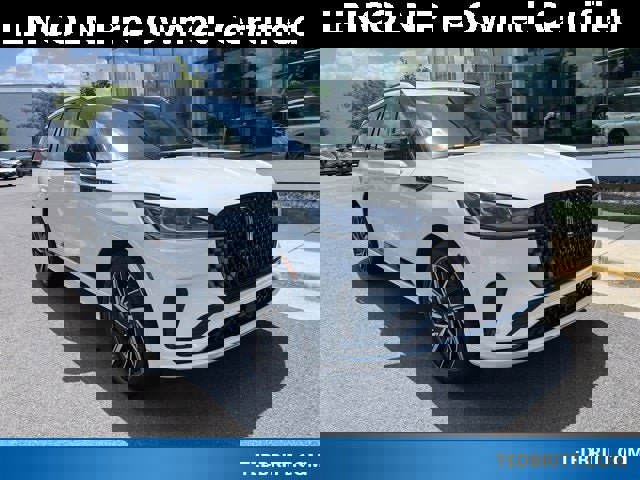 Certified 2025 Lincoln Aviator Black Label w/ Jet Appearance Package