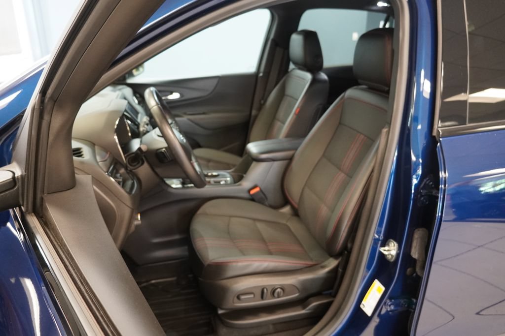 Certified 2022 Chevrolet Equinox RS w/ LPO, Floor Liner Package FWD image 13
