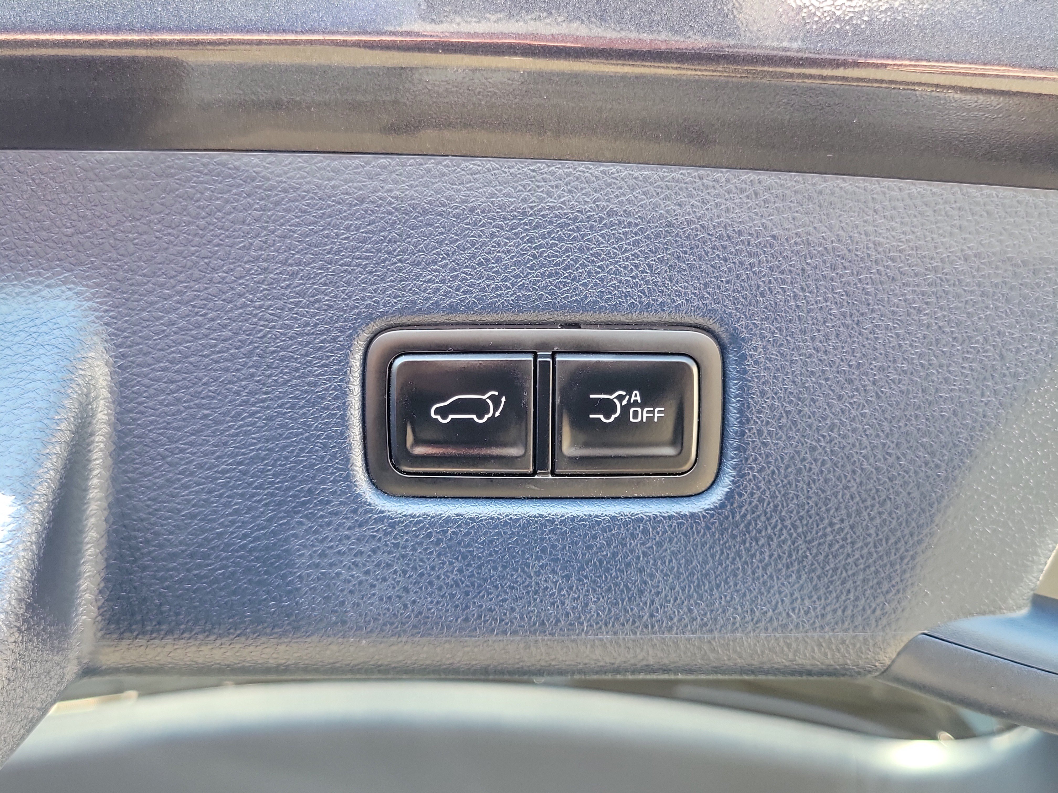 Used 2025 Kia Carnival SX Prestige FWD image 19