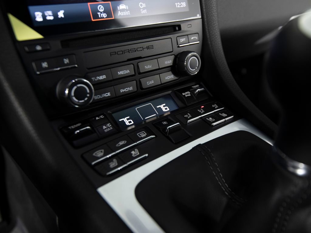 Certified 2024 Porsche 718 Cayman S w/ Premium Package image 23