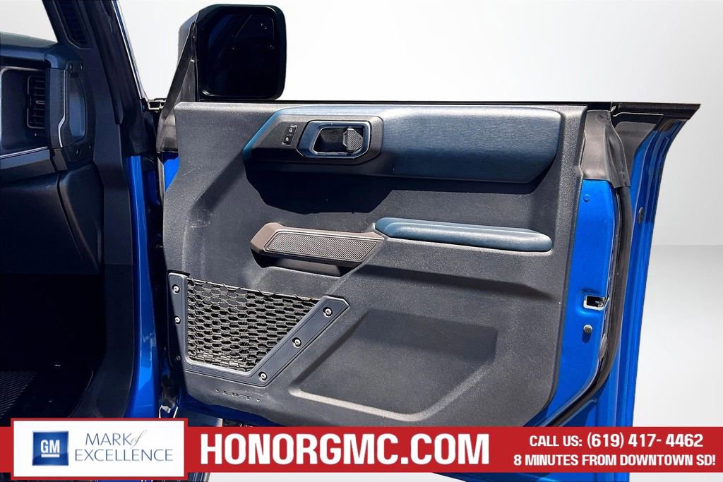 Used 2023 Ford Bronco Outer Banks w/ Sasquatch Package AWD/4WD image 28