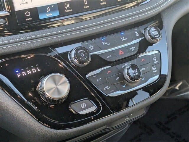 New 2026 Chrysler Pacifica Select FWD image 13