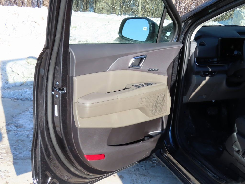 New 2026 Kia Carnival EX image 20