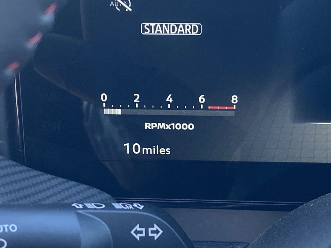 New 2026 Nissan Kicks SR w/ SR Premium Package FWD image 33