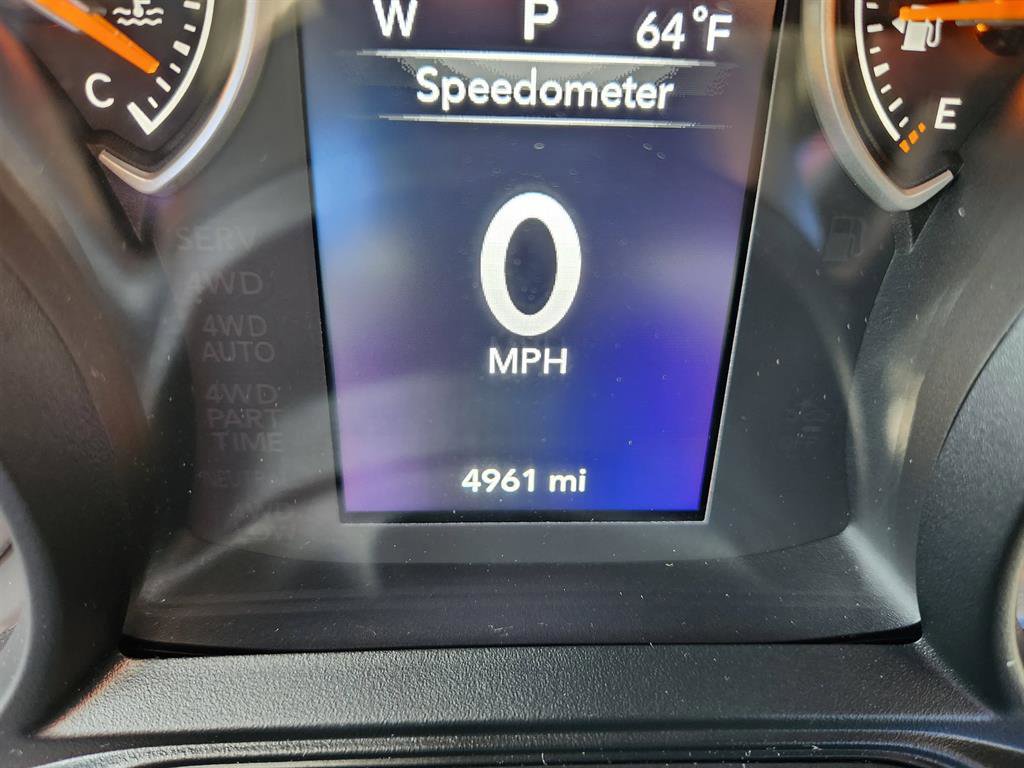 Used 2025 Jeep Wrangler Sport image 37