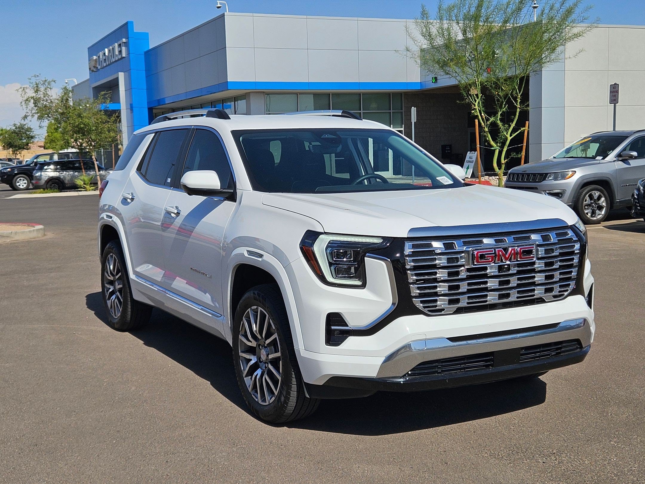Used 2026 GMC Terrain Denali AWD/4WD image 7