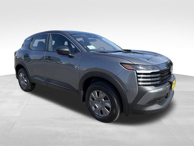 New 2026 Nissan Kicks S