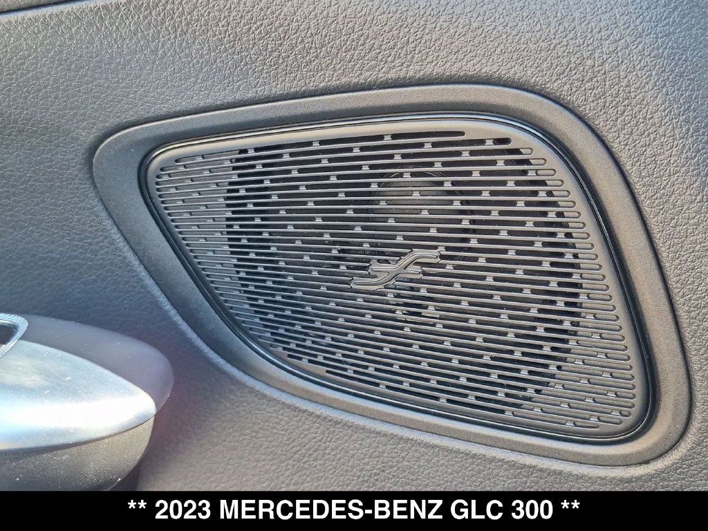 Used 2023 Mercedes-Benz GLC 300 4MATIC image 27