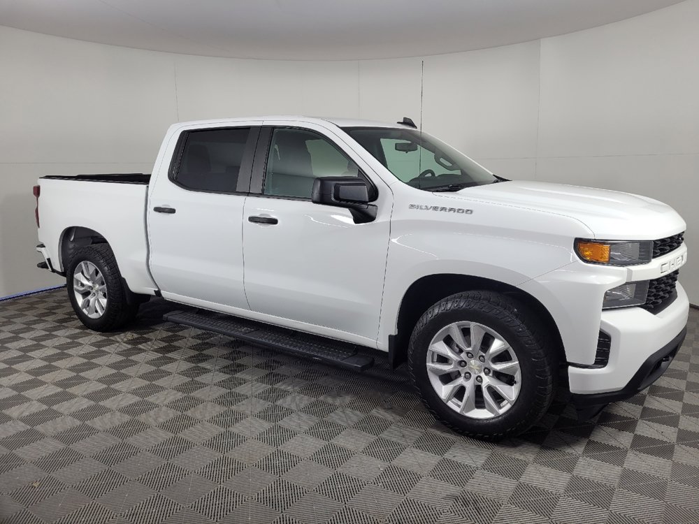 Used 2019 Chevrolet Silverado 1500 Custom w/ Custom Convenience Package RWD image 11