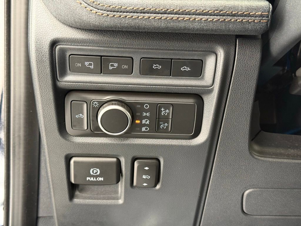 Certified 2022 Ford F150 Lightning Lariat AWD/4WD image 36