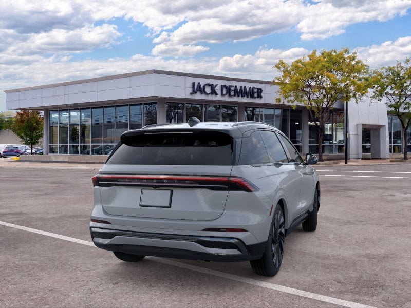 New 2026 Lincoln Nautilus Reserve AWD/4WD image 8
