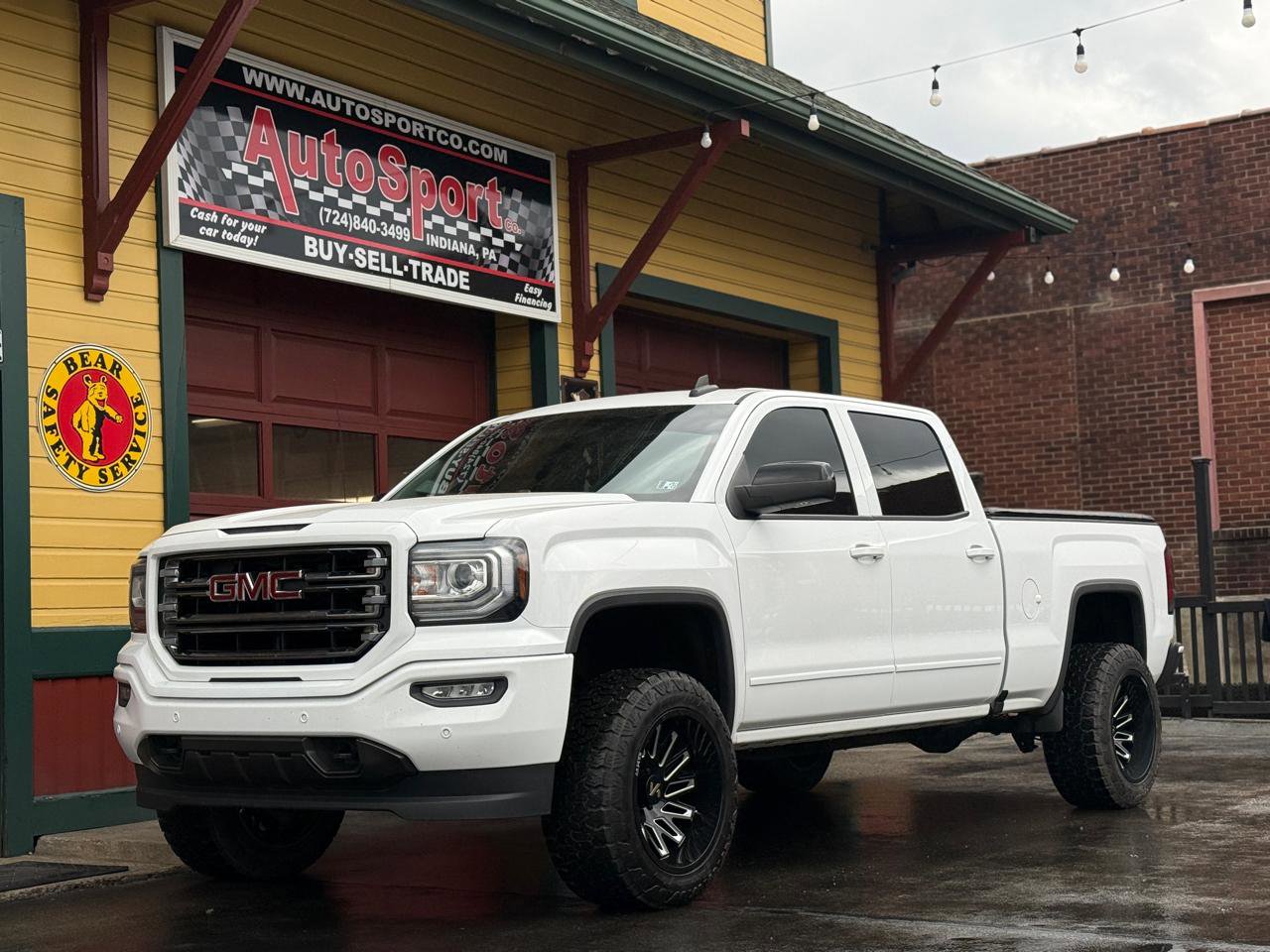 Used 2017 GMC Sierra 1500 SLT w/ All Terrain Package AWD/4WD image 3