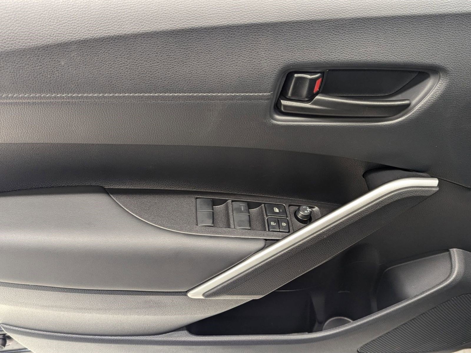 New 2026 Toyota Corolla Cross LE image 10