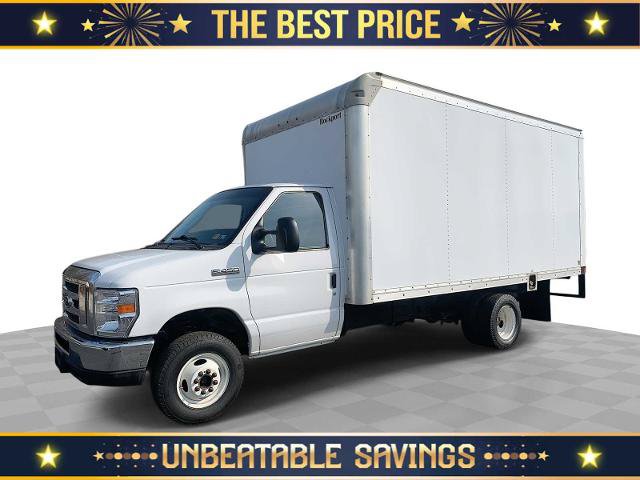 Used 2017 Ford E-450 and Econoline 450 Super Duty w/ Power Windows & Locks Group RWD image 1