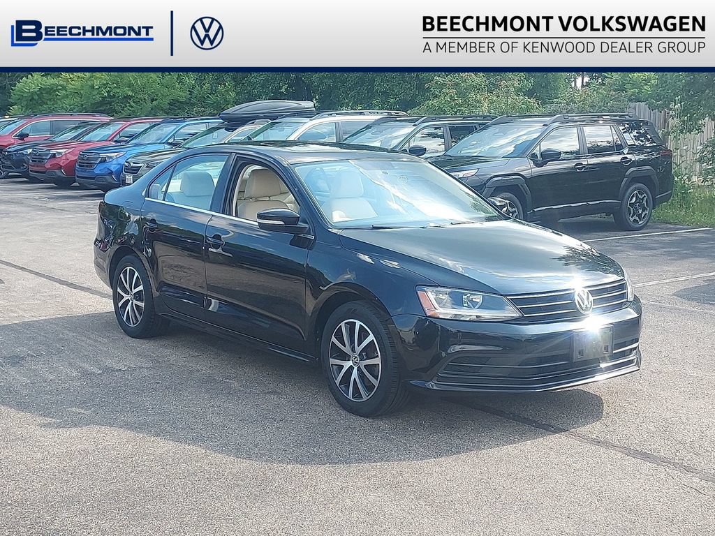 Used 2017 Volkswagen Jetta SE FWD image 1