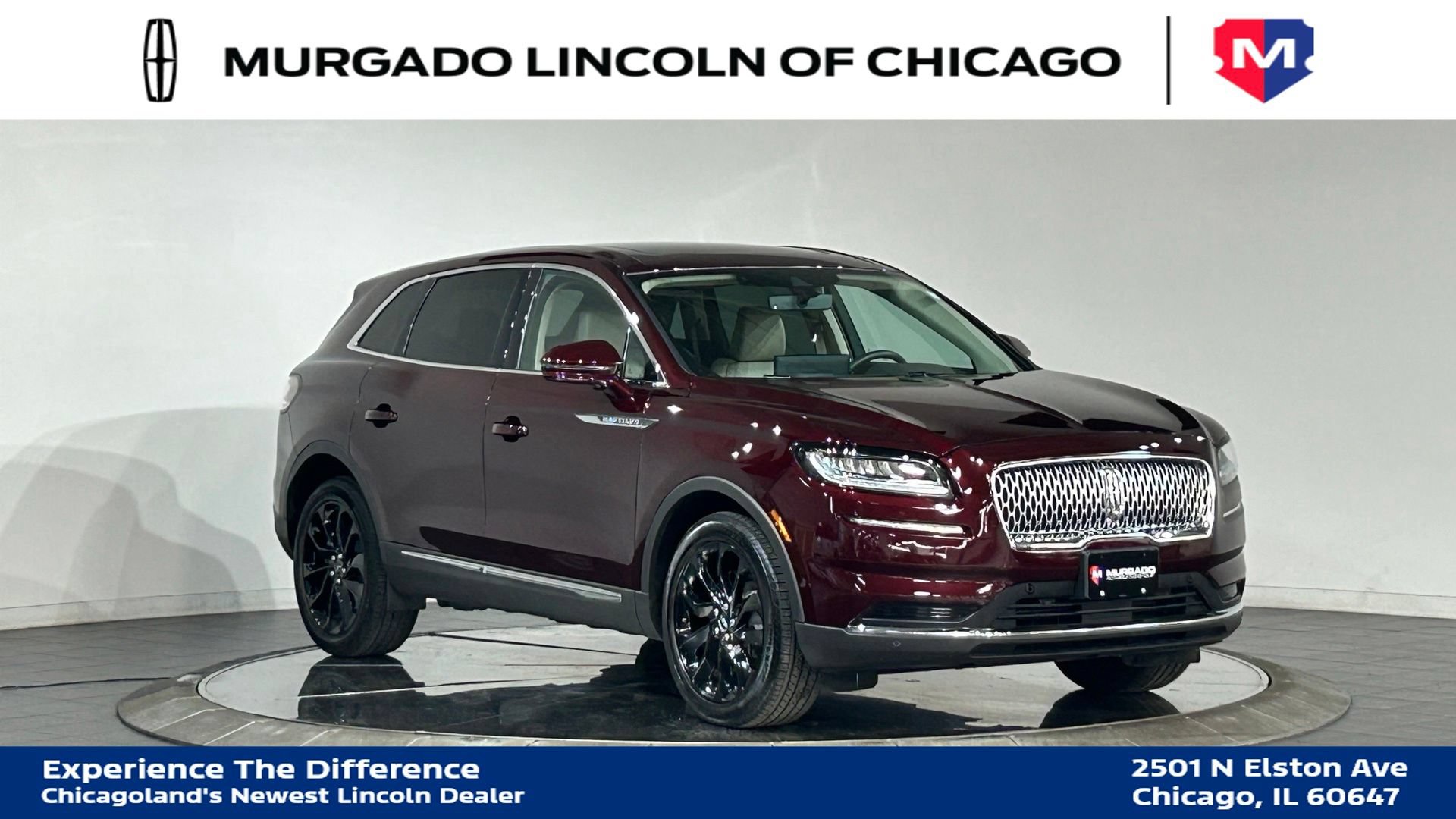 Used 2023 Lincoln Nautilus Reserve AWD/4WD image 2