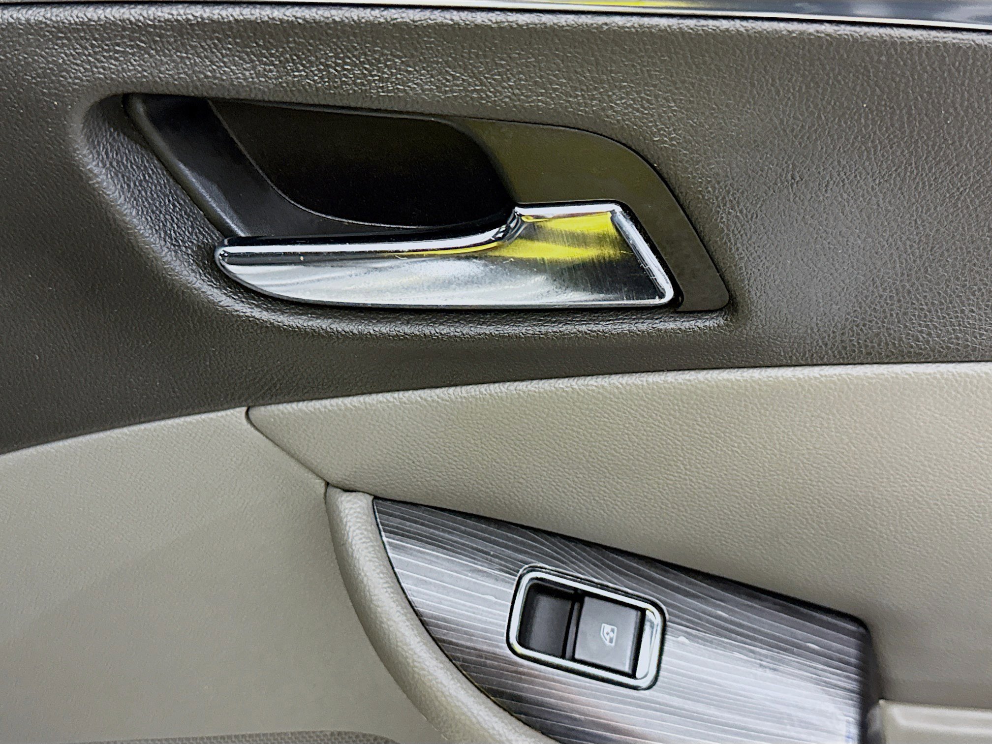 Used 2019 Chevrolet Impala LT w/ Sunroof and Spoiler Package image 54