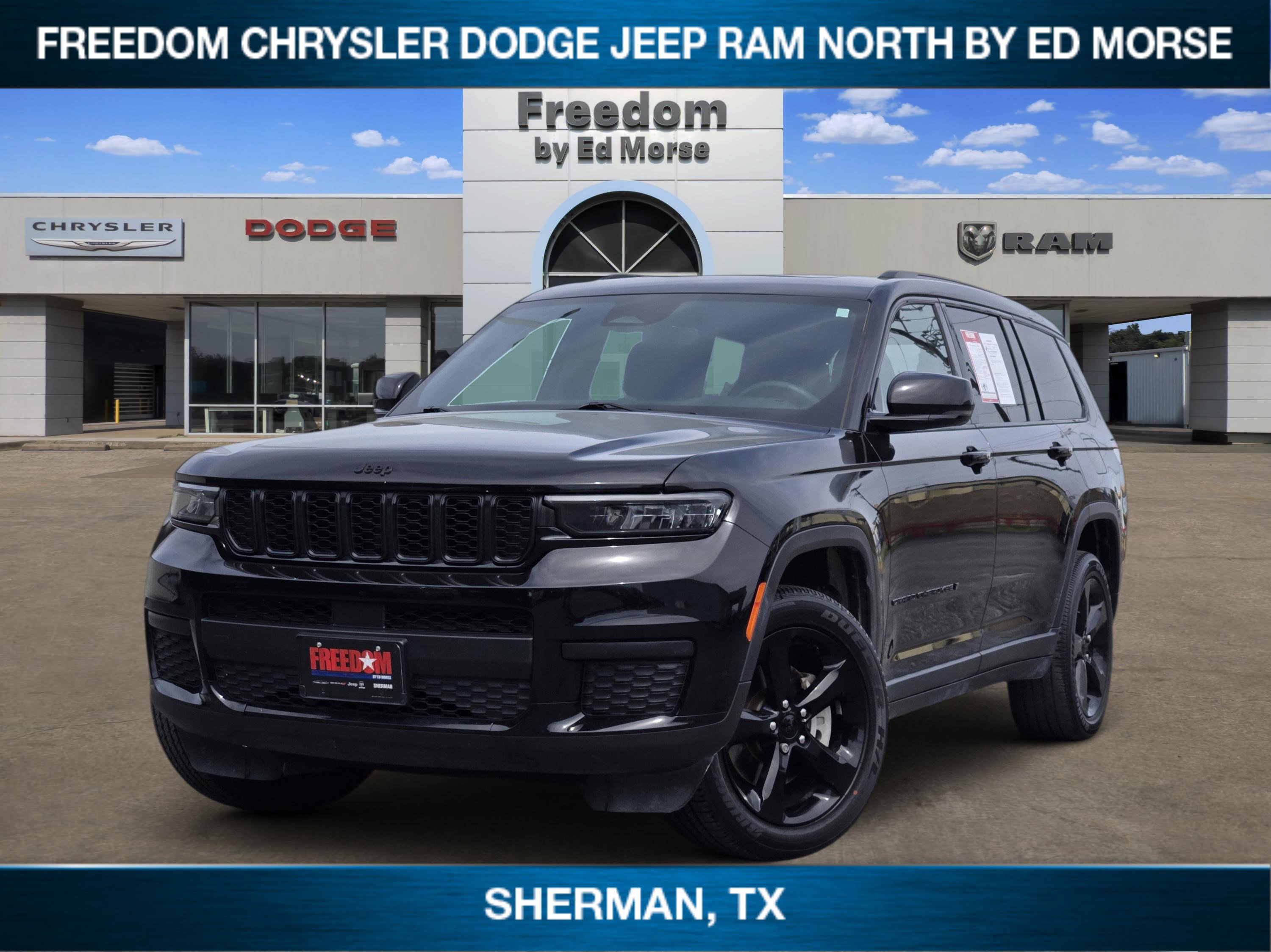 Used 2023 Jeep Grand Cherokee L Laredo image 1