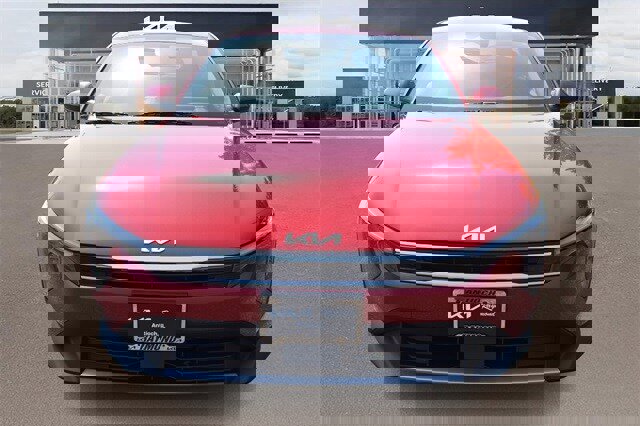 New 2025 Kia K4 EX image 9