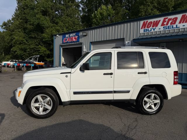 Used 2012 Jeep Liberty Limited AWD/4WD image 2
