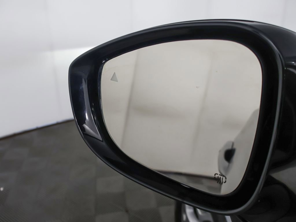 Used 2024 Chrysler Pacifica Limited FWD image 38
