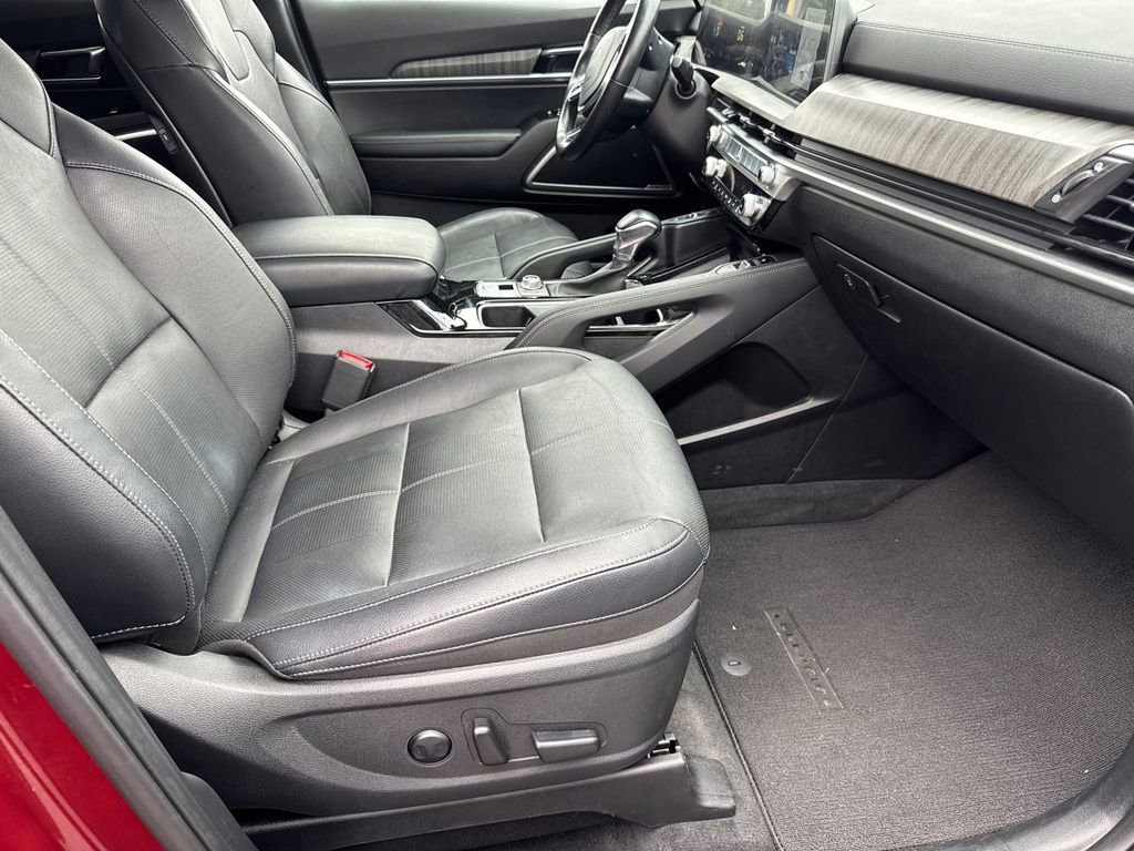 Used 2023 Kia Telluride EX image 13