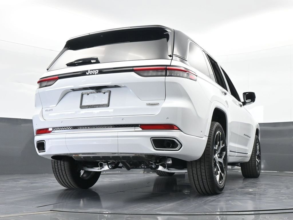 New 2025 Jeep Grand Cherokee Summit image 65